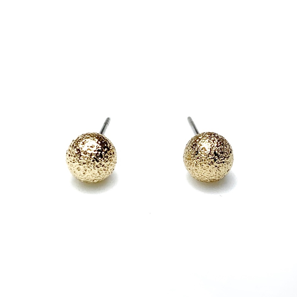 New without tags! Gold Round stud earrings